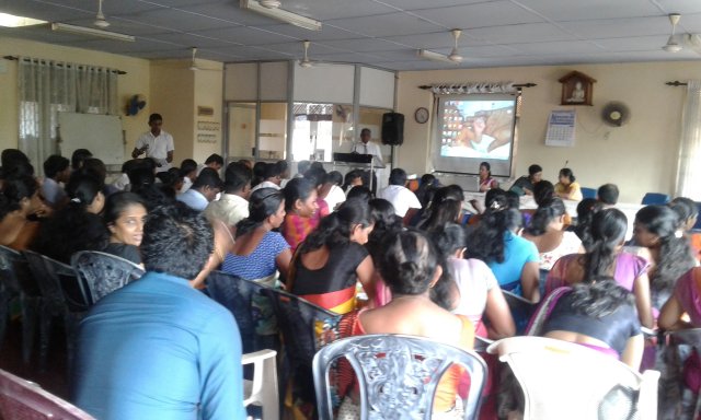 පුනරුතථපනලාභීන් සුබසාධනය පිළීබඳ දැනුවත් කිරීම11